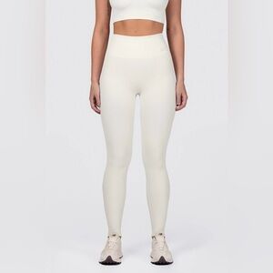 NWT NAMA LUXRIB™ Leggings Ivory Size Extra Large